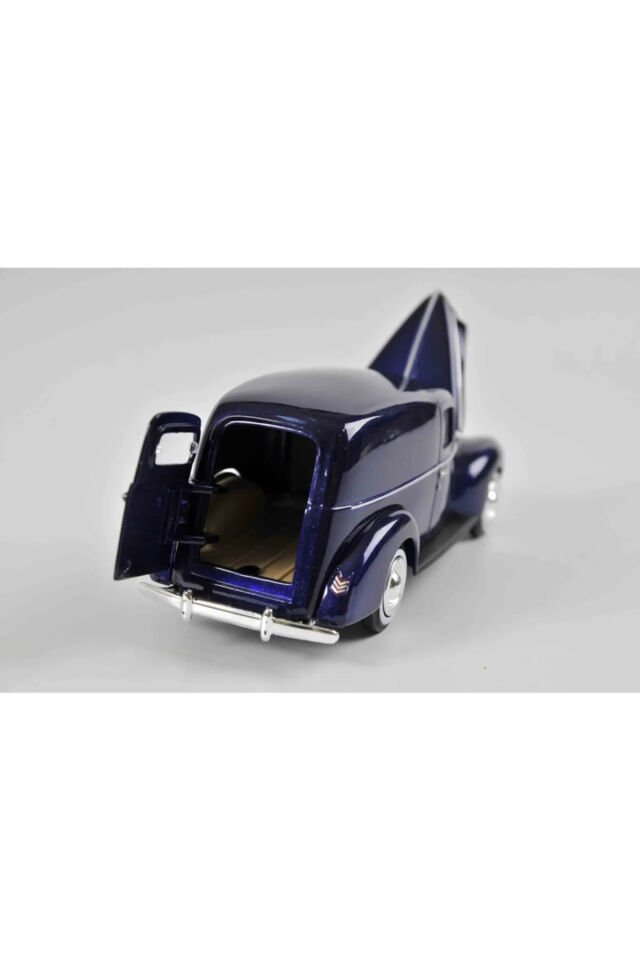 TİMELESS LEGEND 1940 FORD SEDAN DELIVERY 1:'4 ÖLÇEK METAL MODEL ARAÇ